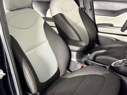 Used 2016 Kia Soul w/ Option Group 020 image 35