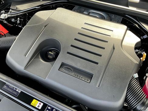 New 2026 Land Rover Range Rover Sport Dynamic SE image 16