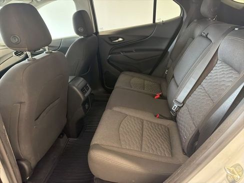 Certified 2019 Chevrolet Equinox LT w/ Driver Convenience Package image 14