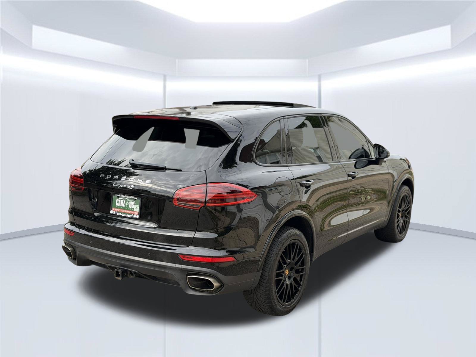 Used 2018 Porsche Cayenne Platinum Edition AWD/4WD image 5
