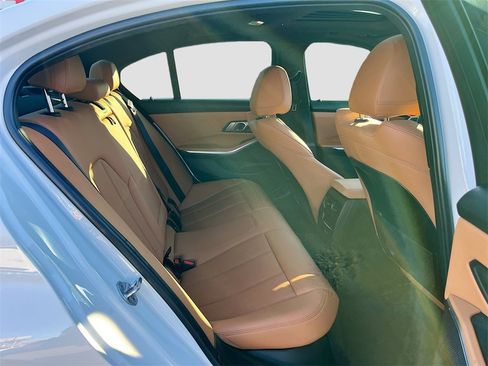 Used 2022 BMW M340i w/ Driving Assistance Package image 29