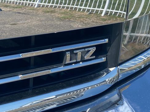 Used 2018 Chevrolet Silverado 3500 LTZ w/ Duramax Plus Package AWD/4WD image 4