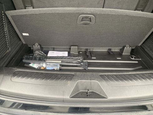 Used 2024 Chevrolet Tahoe LT image 44