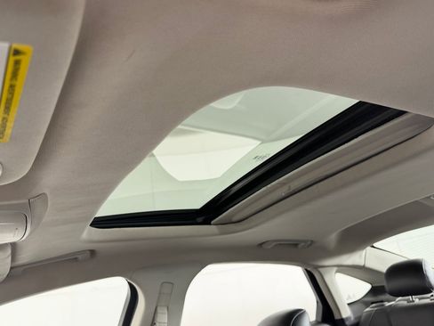 Used 2014 Ford Fusion Titanium image 17