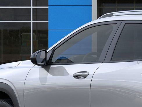 New 2025 Chevrolet Trax ACTIV w/ Driver Confidence Package image 12