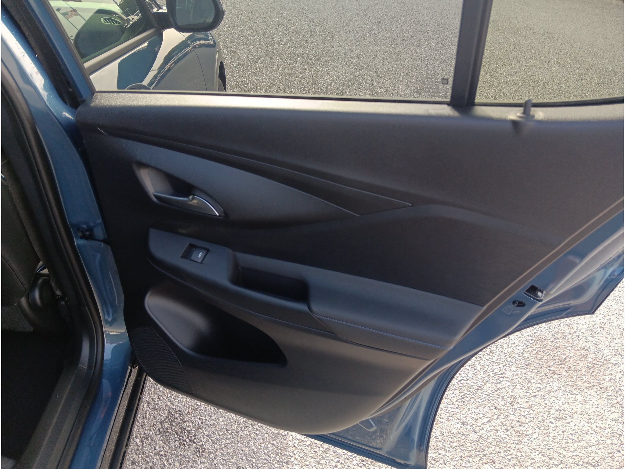 New 2026 Buick Envista Sport Touring w/ Convenience I Package FWD image 17