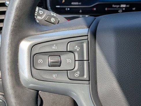 Used 2025 Chevrolet Silverado 1500 LT image 18