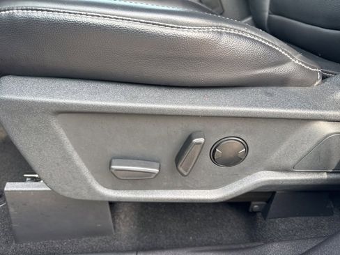 Used 2025 Ford Bronco Outer Banks image 21