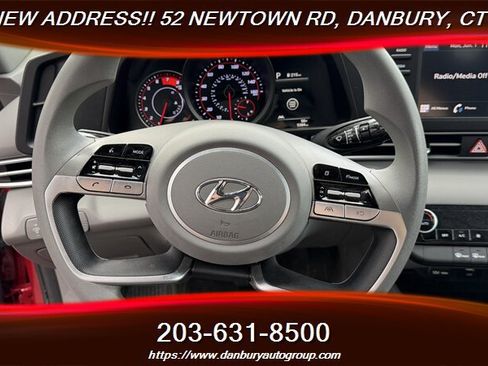 Used 2023 Hyundai Elantra SEL w/ Cargo Package FWD image 20