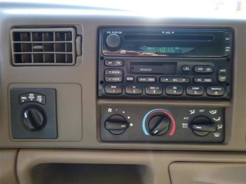 Used 2000 Ford F250 Lariat image 14