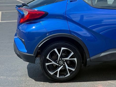 Certified 2018 Toyota C-HR XLE FWD image 9
