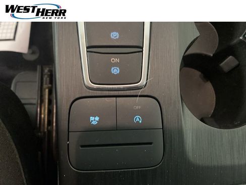 Used 2023 Ford Escape Active AWD/4WD image 9