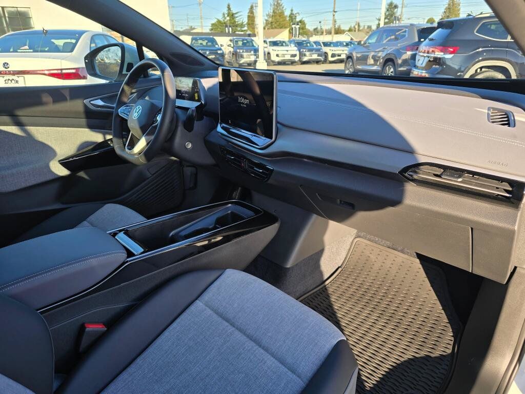 New 2026 Volkswagen ID.4 Pro AWD/4WD image 32