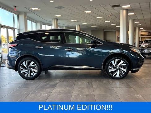 Used 2017 Nissan Murano Platinum w/ Platinum Technology Package AWD/4WD image 3