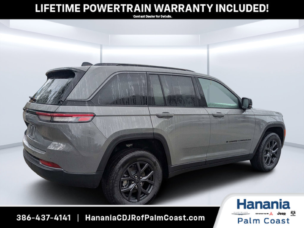 New 2027 Jeep Grand Cherokee Altitude RWD image 3