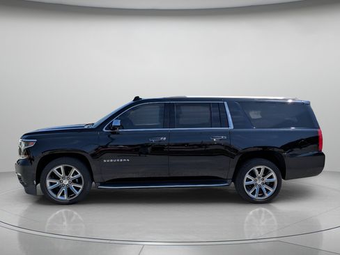 Used 2018 Chevrolet Suburban Premier AWD/4WD image 5