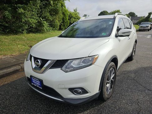 Used 2016 Nissan Rogue SL w/ SL Premium Package FWD image 3