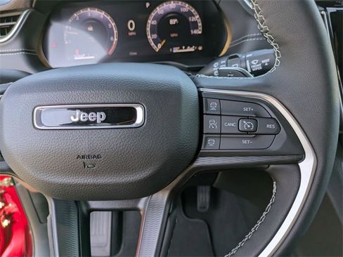 New 2025 Jeep Grand Cherokee L Laredo w/ Luxury Tech Group I image 15