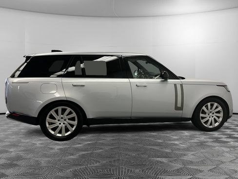 Used 2024 Land Rover Range Rover Long Wheelbase SE AWD/4WD image 6