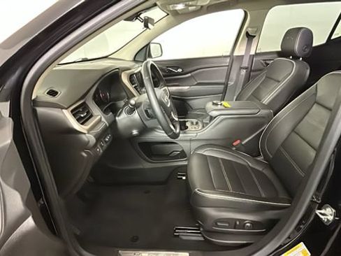 Used 2023 GMC Acadia Denali w/ Black Diamond Edition AWD/4WD image 11