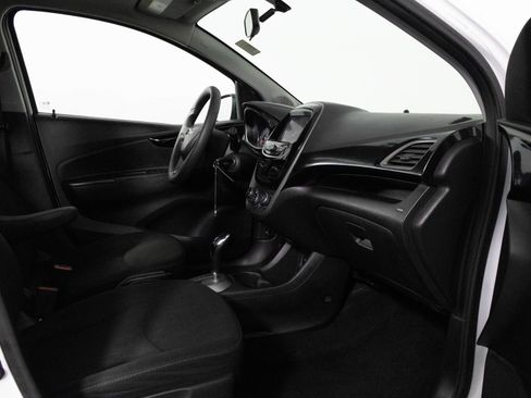 Used 2021 Chevrolet Spark LT w/ Spark Special Edition image 38