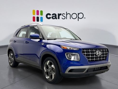 Used 2024 Hyundai Venue Limited FWD image 7