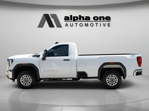 Used 2026 GMC Sierra 2500 Pro AWD/4WD image 11