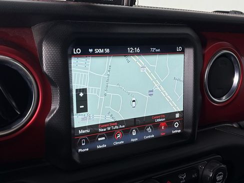 Used 2022 Jeep Gladiator Rubicon w/ LED Lighting Group AWD/4WD image 19