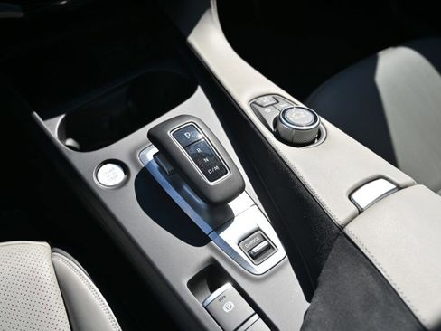 Used 2023 INFINITI QX50 Sensory image 35