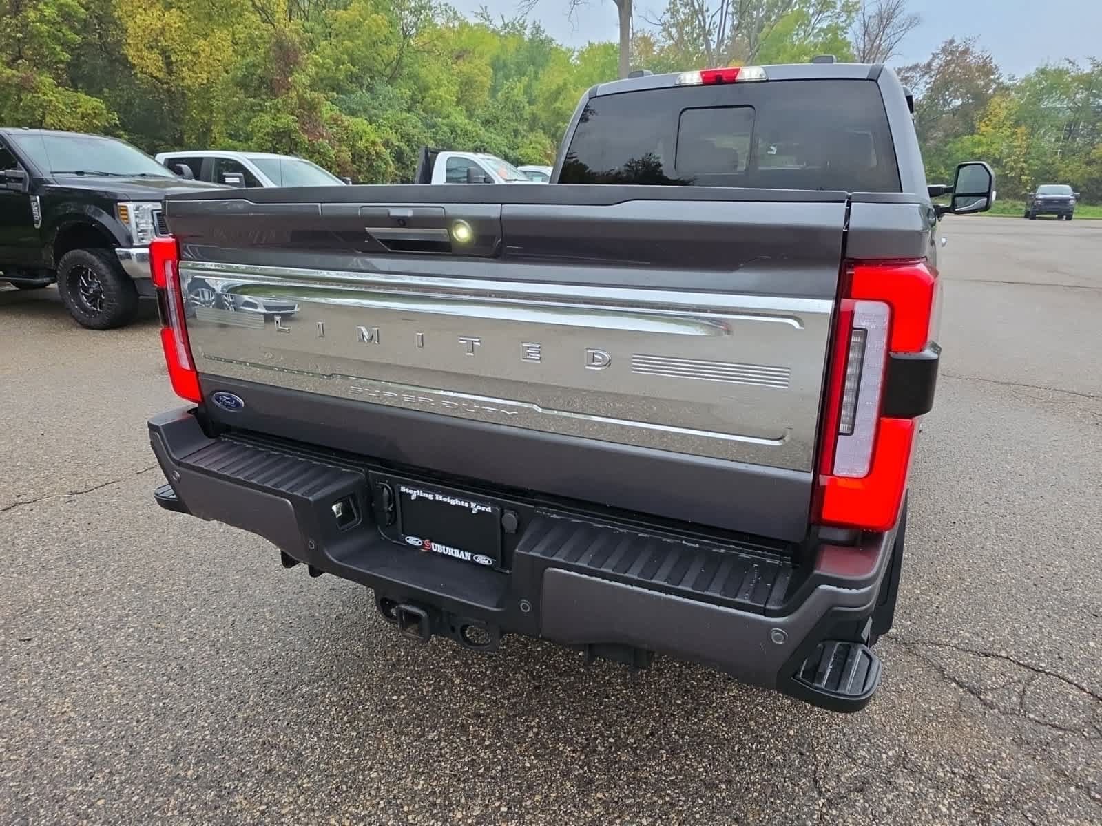 Used 2023 Ford F250 Limited w/ FX4 Off-Road Package AWD/4WD image 7
