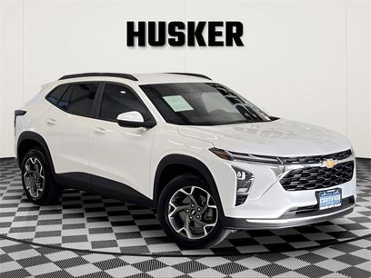 Certified 2025 Chevrolet Trax LT w/ Driver Confidence Package