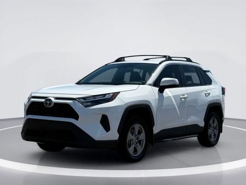 Used 2025 Toyota RAV4 XLE w/ Convenience Package FWD image 2