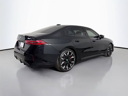 New 2026 BMW i5 M60 AWD/4WD image 5