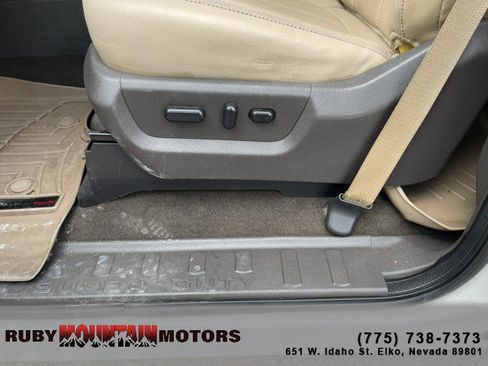 Used 2016 Ford F250 Lariat w/ Lariat Interior Package AWD/4WD image 15