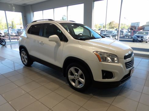 Used 2015 Chevrolet Trax LTZ w/ LPO, Protection Package AWD/4WD image 3