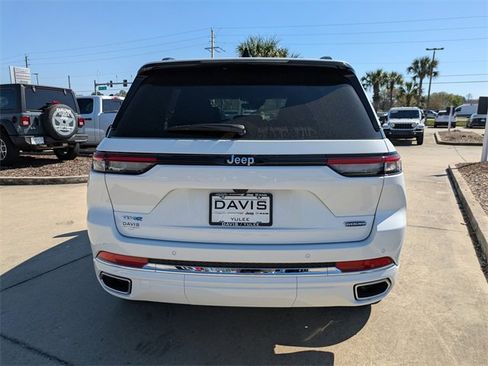 New 2025 Jeep Grand Cherokee Overland w/ Trailer Tow Package image 5