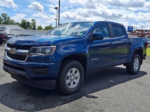 Used 2019 Chevrolet Colorado W/T w/ WT Convenience Package AWD/4WD image 3