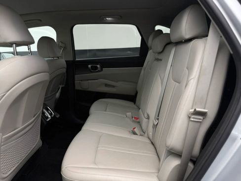 Used 2022 Kia Sorento S w/ Panoramic Sunroof Package FWD image 33