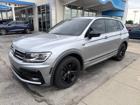 Used 2019 Volkswagen Tiguan S AWD/4WD image 4