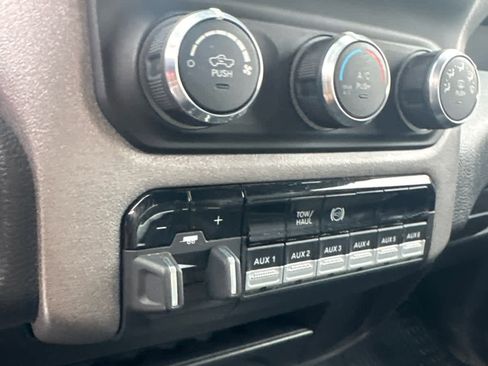 Used 2021 RAM 3500 Tradesman w/ Chrome Appearance Group image 17