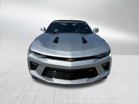 Used 2016 Chevrolet Camaro SS RWD image 2