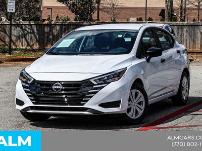 Used 2025 Nissan Versa S w/ Trunk Package