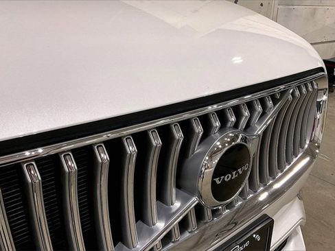 Used 2022 Volvo XC90 T6 Inscription w/ Climate Package image 29