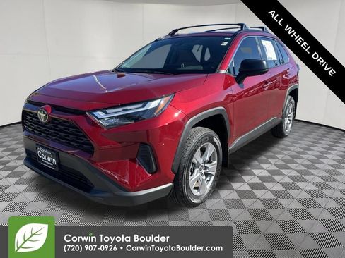 Used 2025 Toyota RAV4 LE AWD/4WD image 3