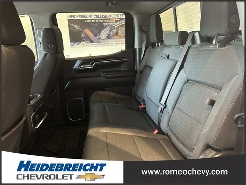 Certified 2023 GMC Sierra 1500 Elevation w/ Preferred Package AWD/4WD image 12