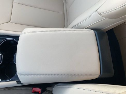 New 2025 Jeep Grand Cherokee Limited image 31