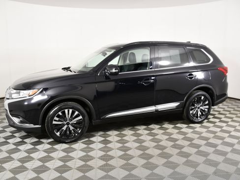 Used 2020 Mitsubishi Outlander SEL AWD/4WD image 9