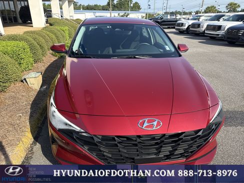 Certified 2023 Hyundai Elantra SEL w/ Convenience Package FWD image 6