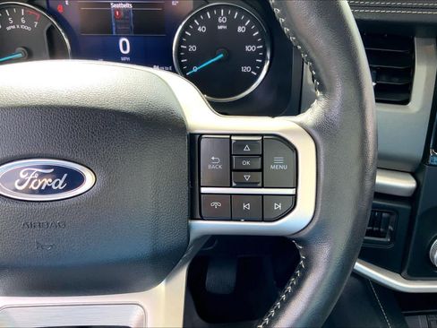 Used 2024 Ford Expedition XLT AWD/4WD image 22