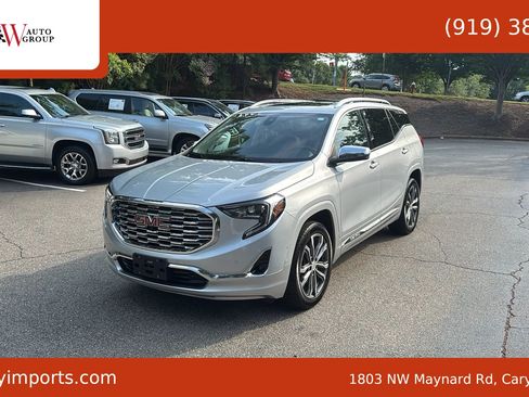 Used 2018 GMC Terrain Denali w/ Advanced Safety Package AWD/4WD image 1